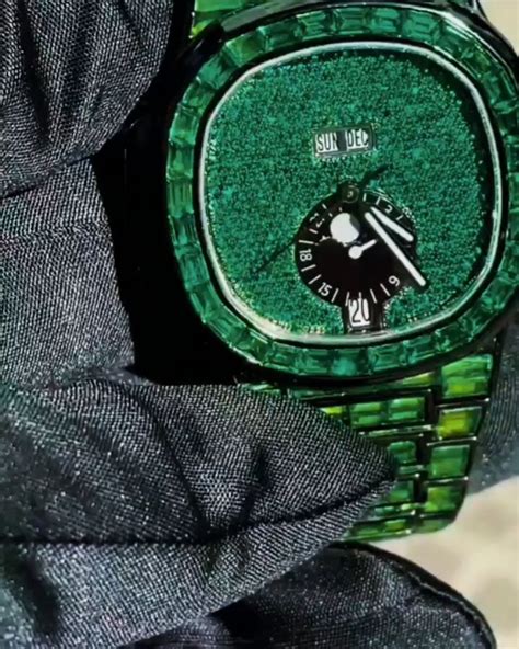 patek philippe watch exhibition green dianmond